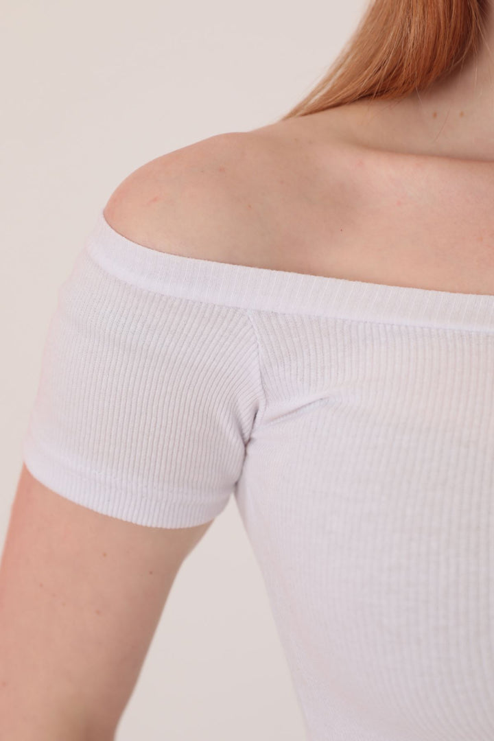 KKT Camisole Fabric Madonna Collar Women's Blouse-Ecru - Santiago Tianguistenco