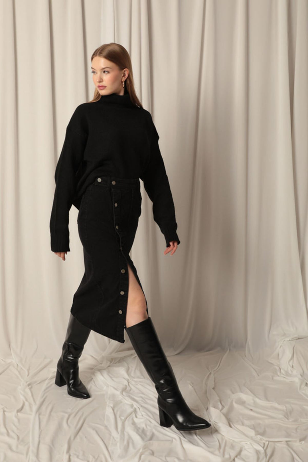 KKT Denim Fabric Women's Black Skirt - Ilford
