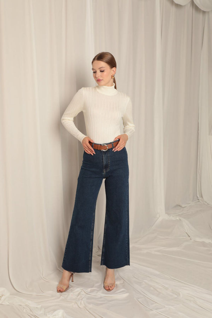 KKT Knitwear Fabric Turtleneck Women's Ecru Blouse - San Francisco del Rincón