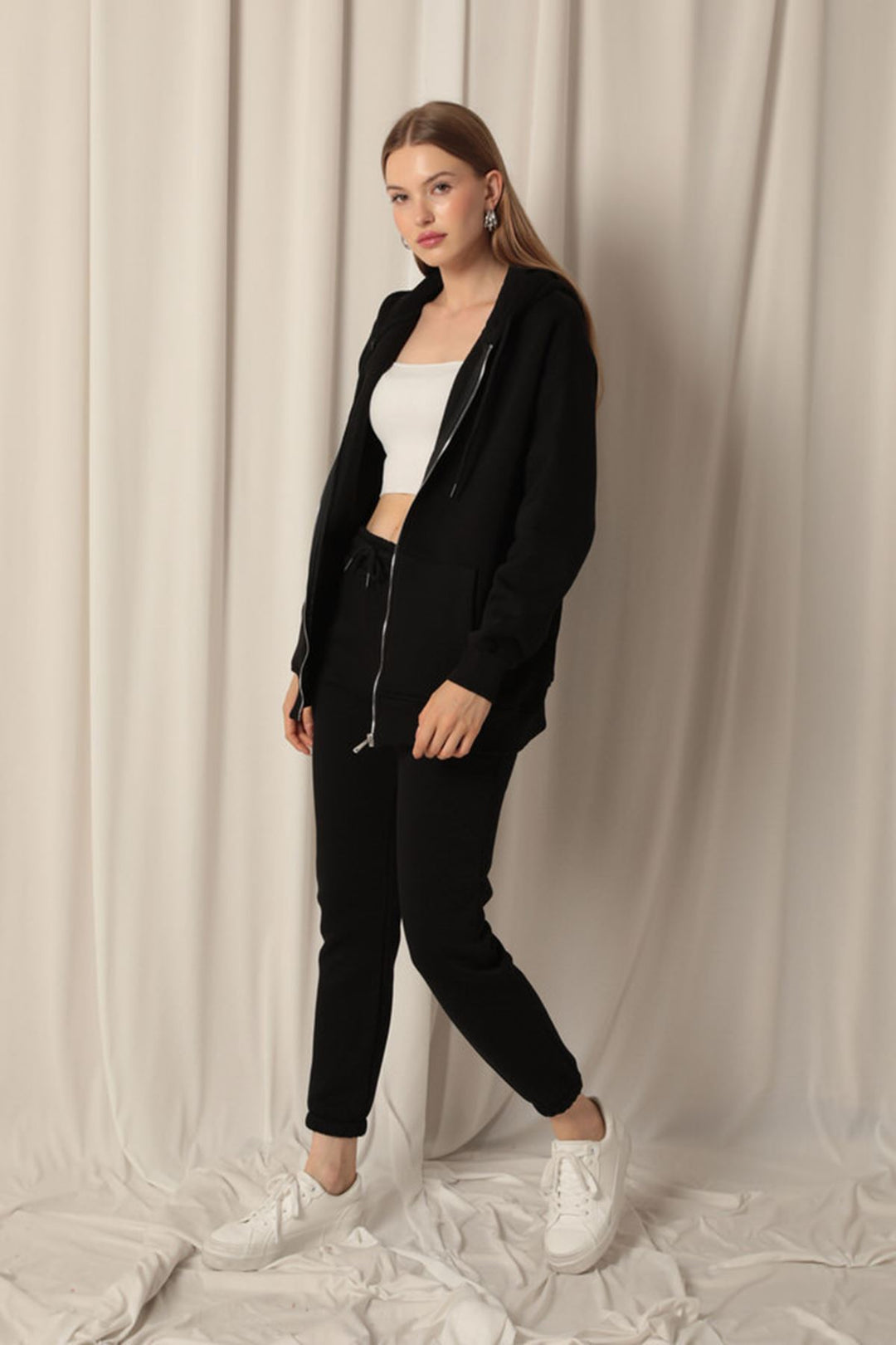 KKT Triple Yarn Kangaroo Pocket Zippered Hooded Women's Black Sweat - Philadelphia