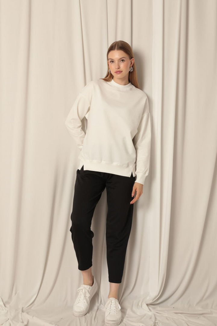 KKT Two Yarn Fabric Women's Ecru Sweat - Leipzig