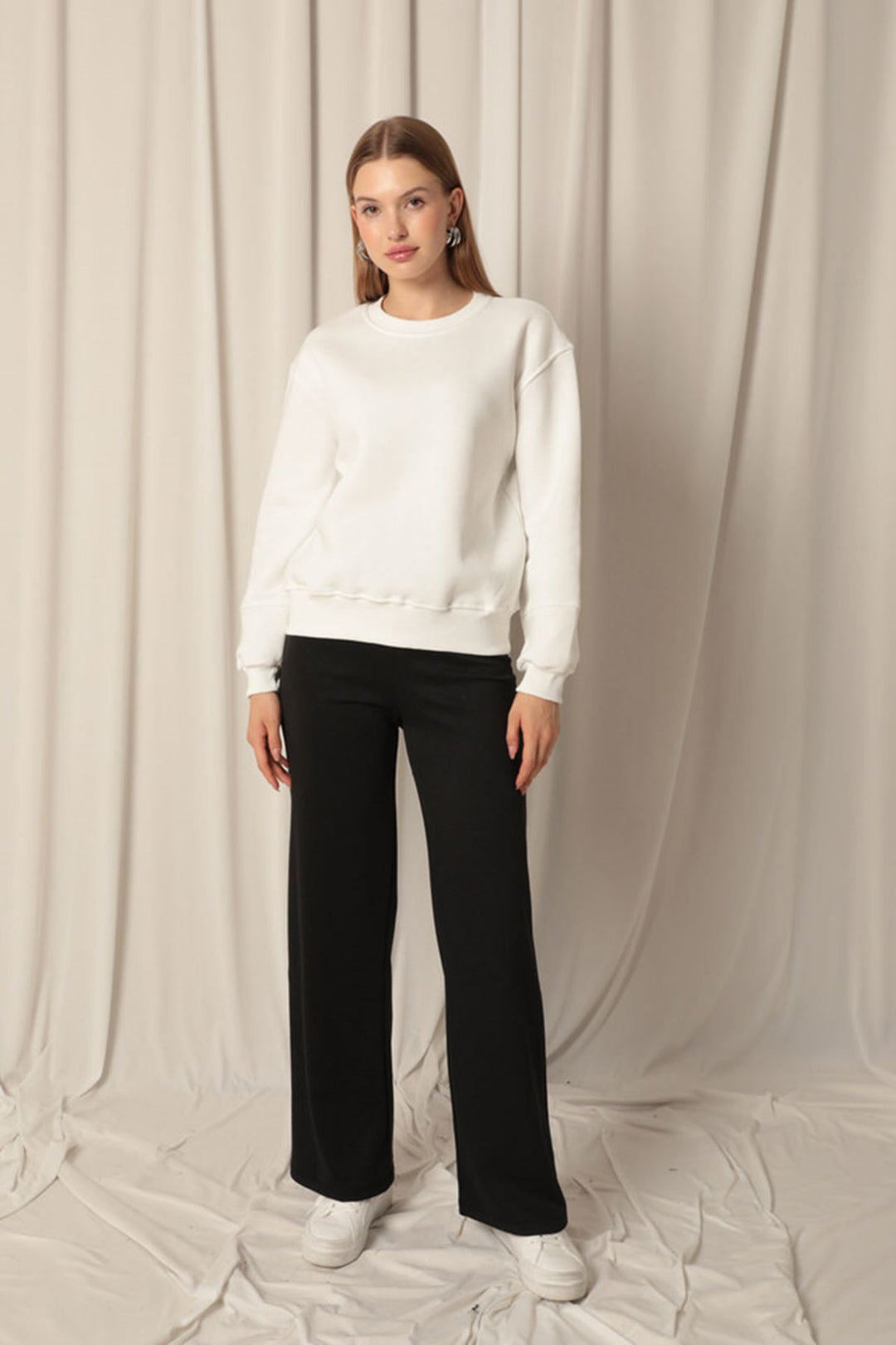 KKT Three Thread Fabric Zero Collar Women's Ecru Sweat - Teaneck