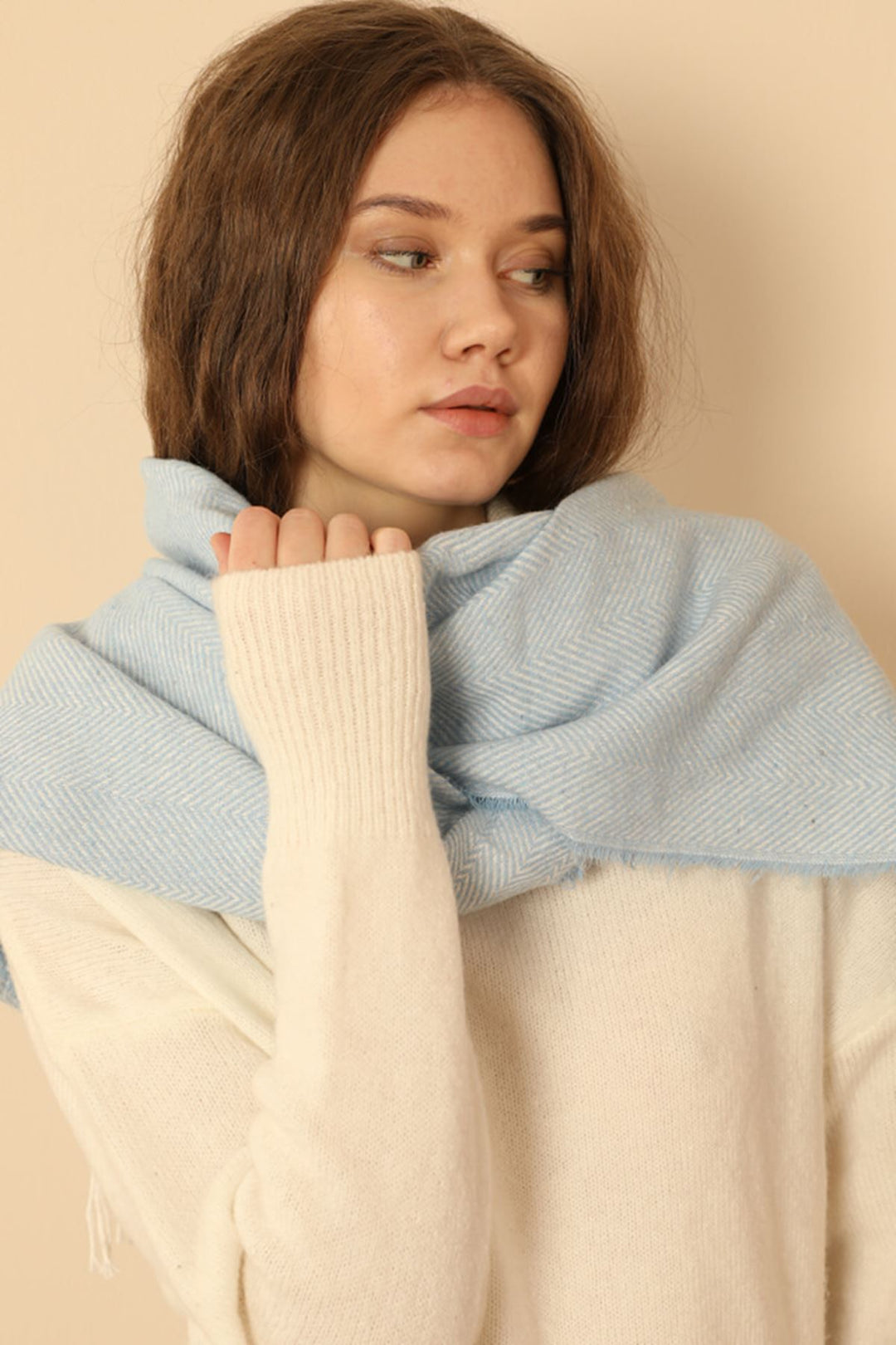 KKT Soft Texture Tasseled Women's Baby Blue Shoulder Shawl Scarf - Cernusco sul Naviglio