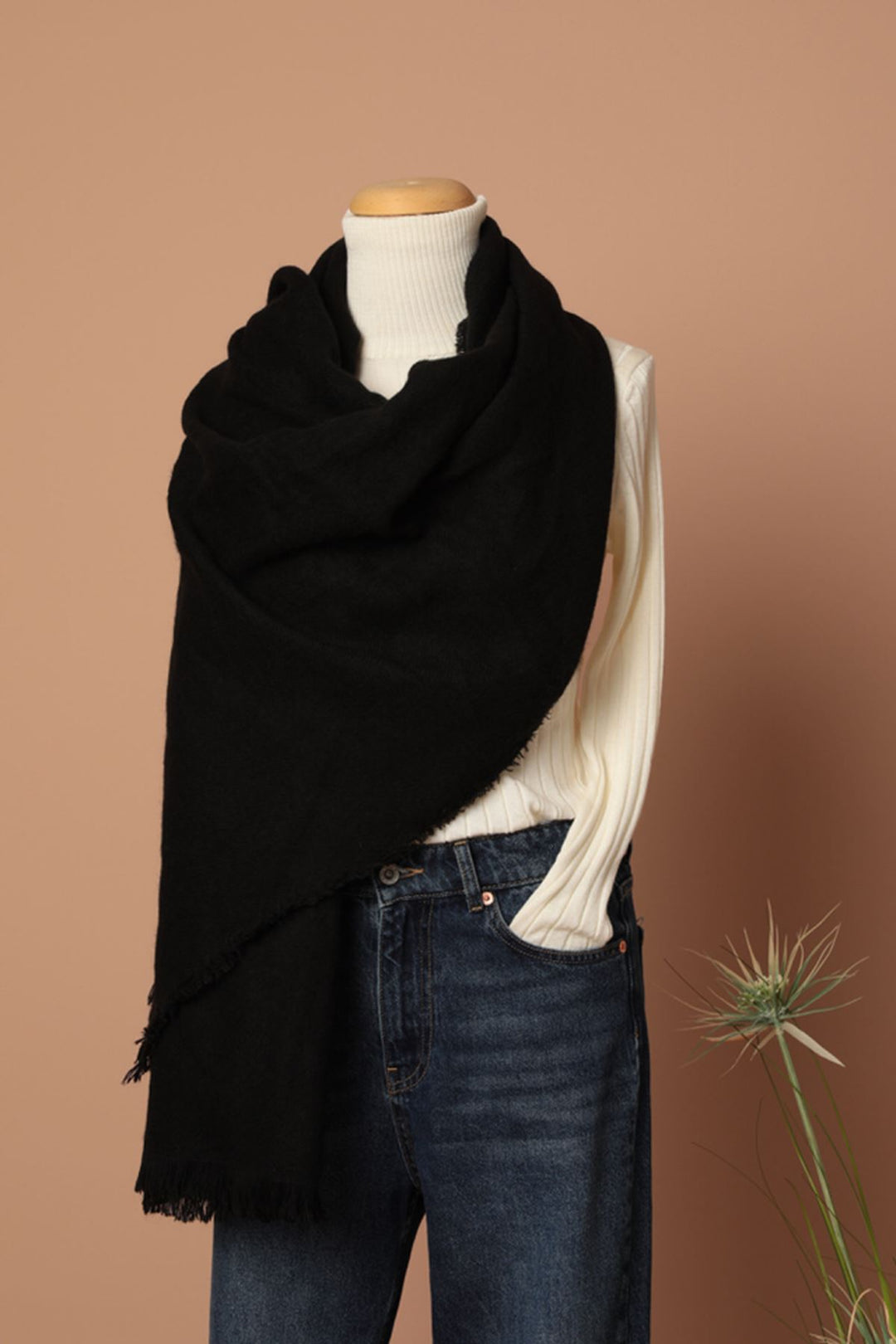 KKT Self Tassel Women's Black Shoulder Shawl Scarf - Zacatelco