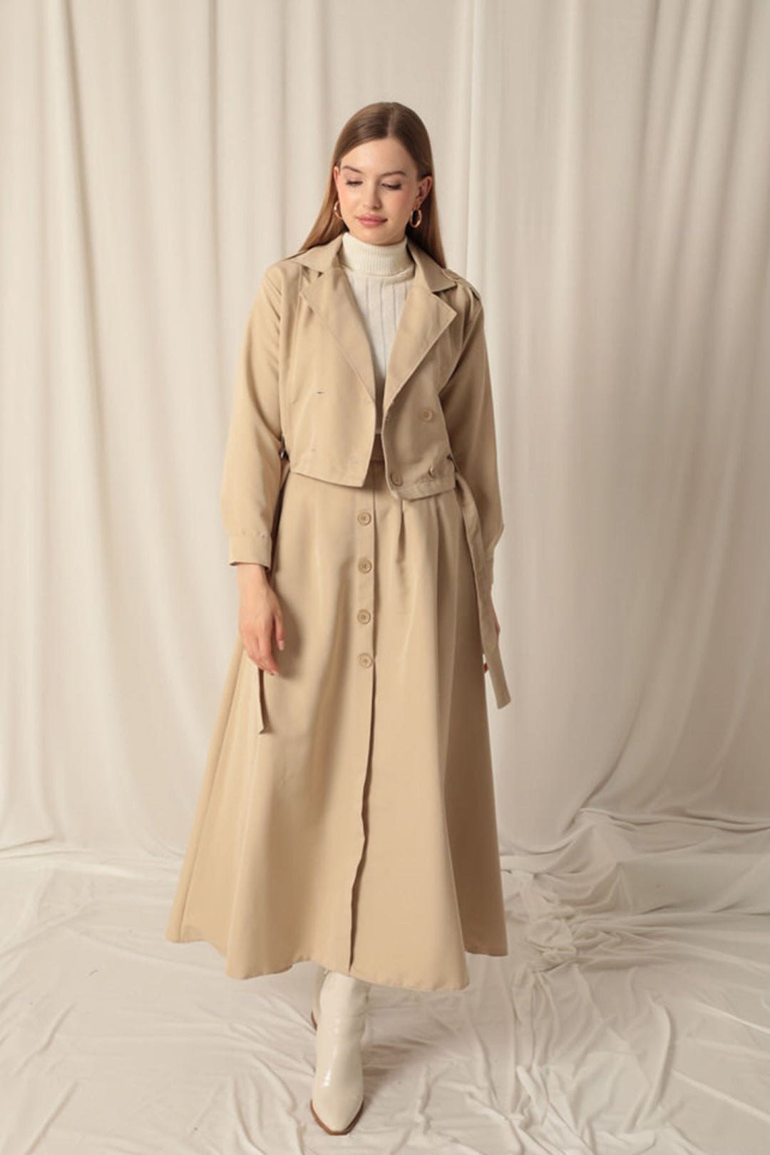 KKT Torino Fabric Women's Beige Skirt Suit - Chesapeake