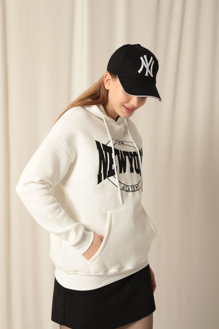 KKT Three Thread New York Embroidery Women's Ecru Sweat - Lombard