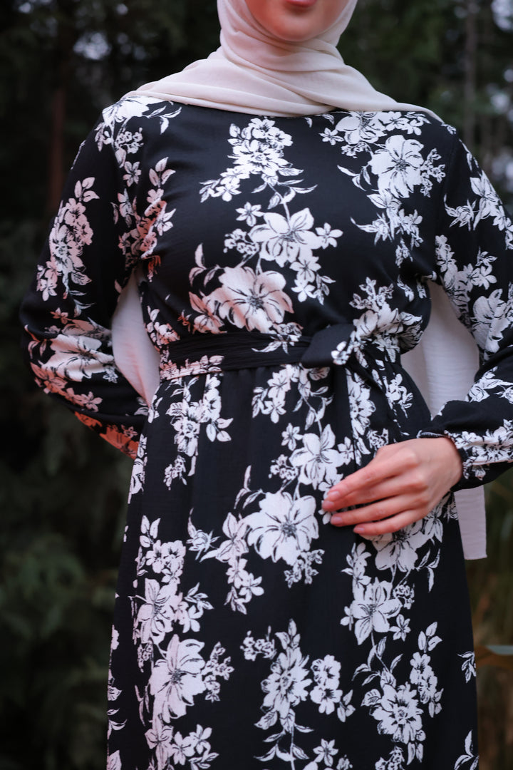 BNG Women Black Dress with Elastic Waist and Flower Pattern - Clermont