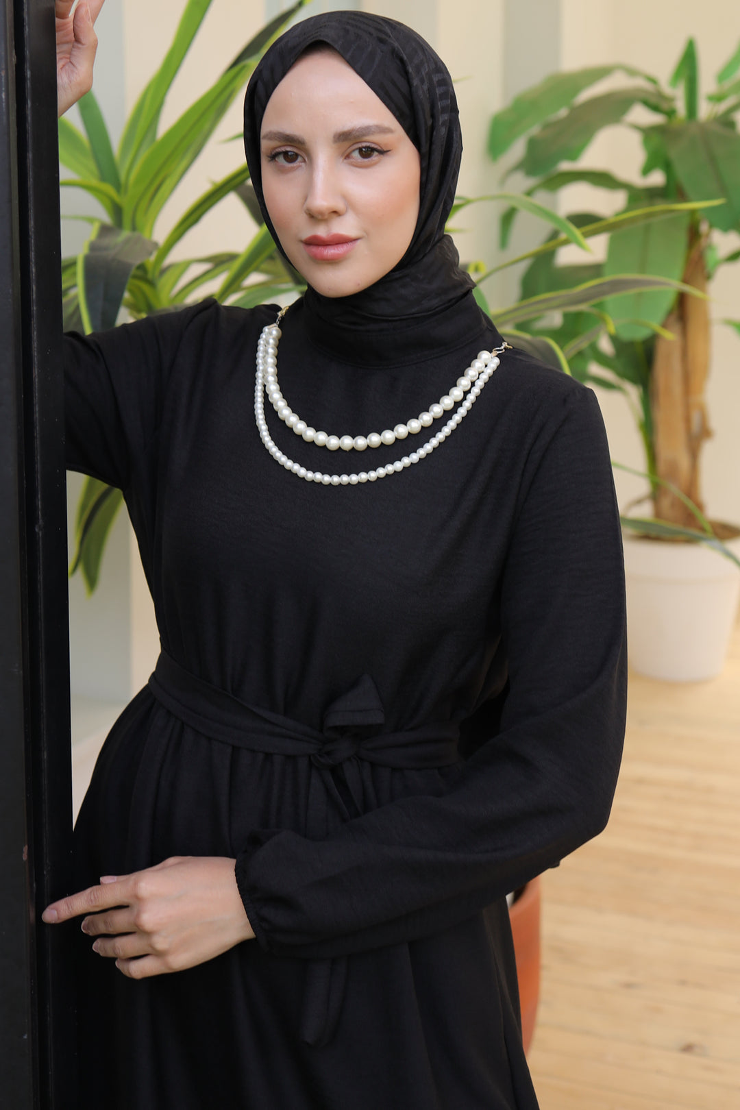 BNG Women Linen Dress with Pearl Necklace Black - Clermont