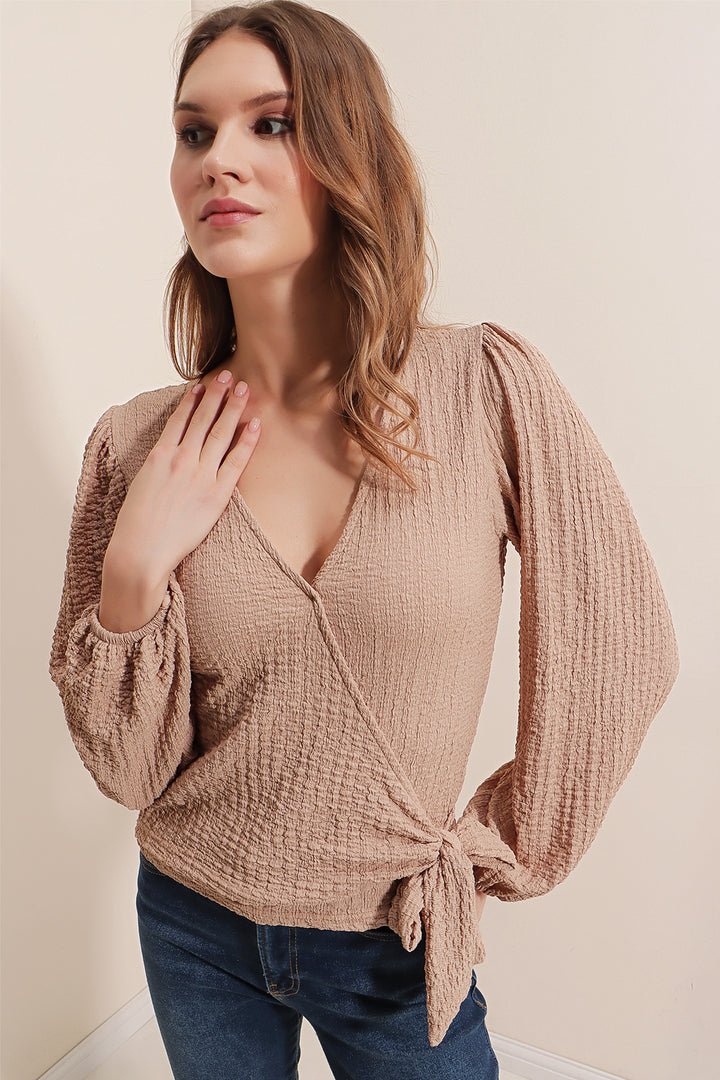 BGD Women Tire Weave Blouse - Beige - Kingston upon Hull