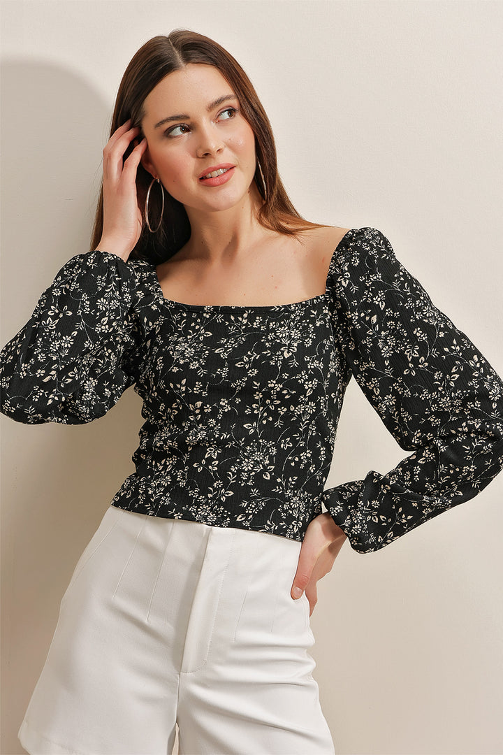 BGD Women Balloon Sleeve Knitted Blouse - Black - Avondale