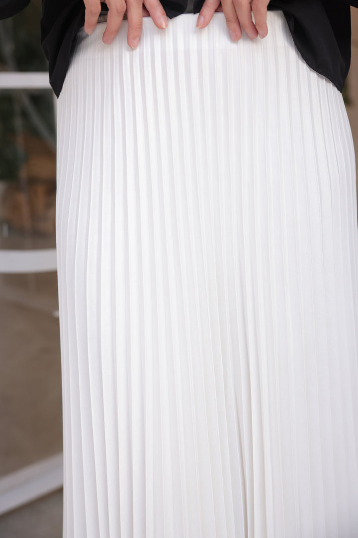 BNG Women Pleated Skirt Ecru - Clermont