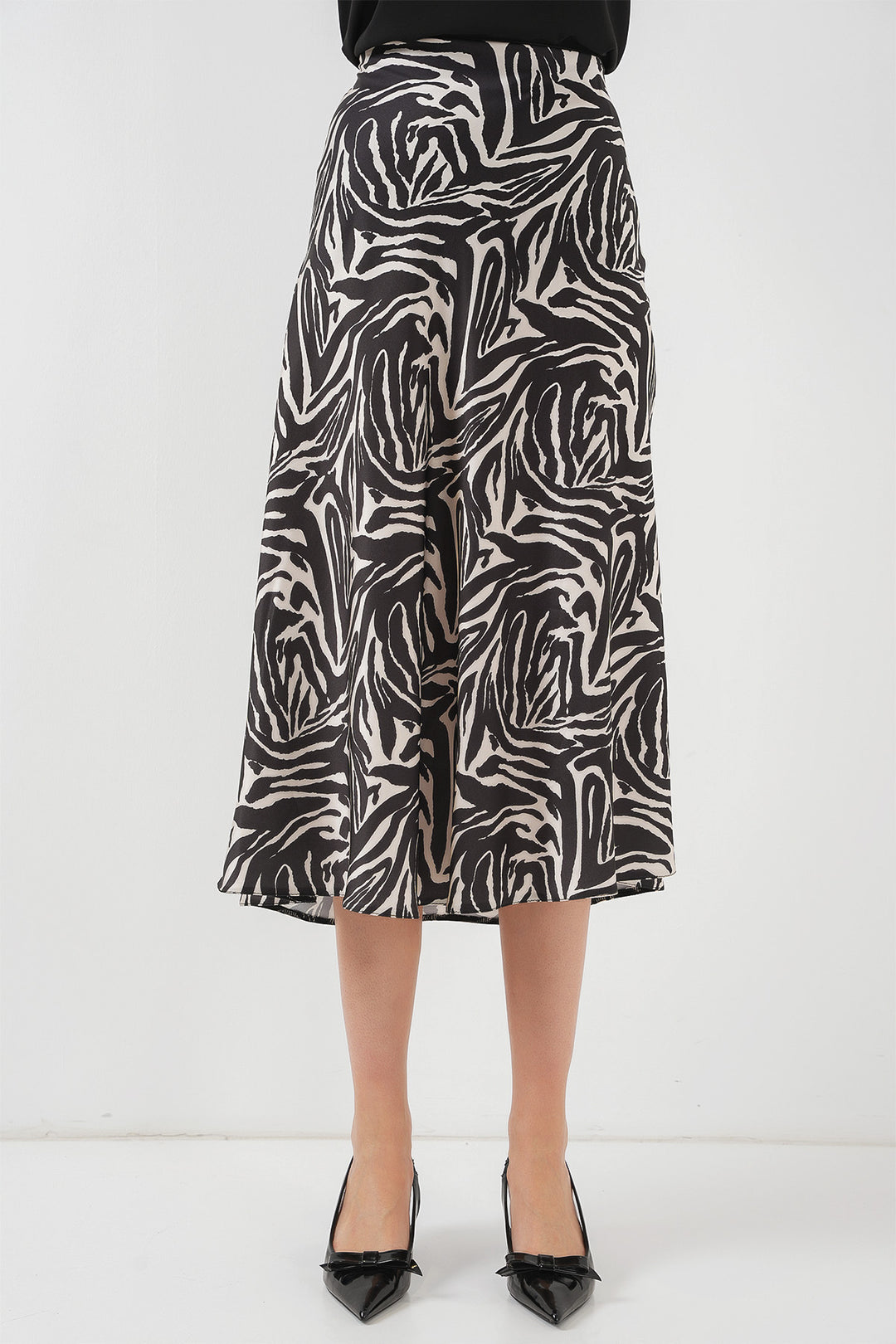 BGD Women Satin Skirt - Light Beige - Marino