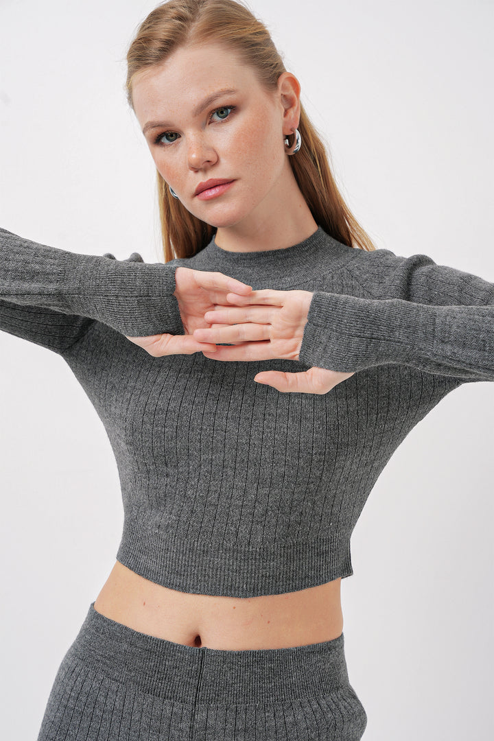 BGD Women Women's Crop Sweater Pants Knitwear Set - Smoke Gray - Pombal