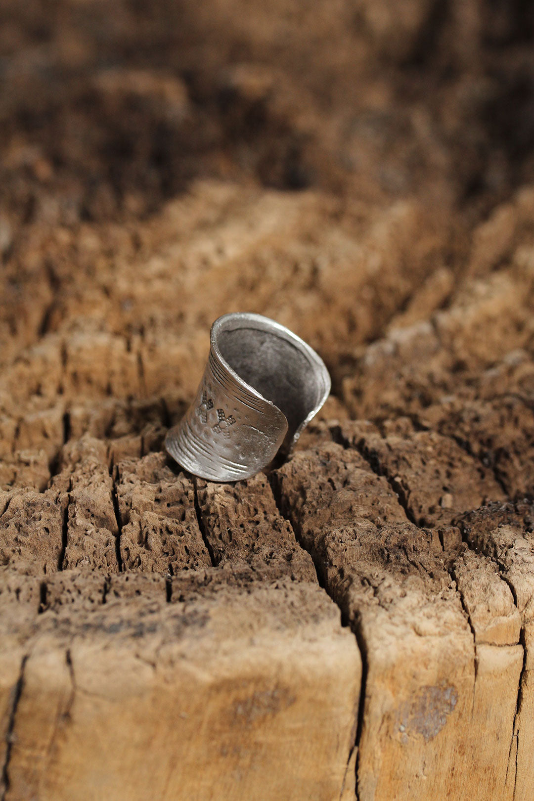 EBJ Adjustable Women's Ring with Authentic Flower Motif - Coyuca de Catalán