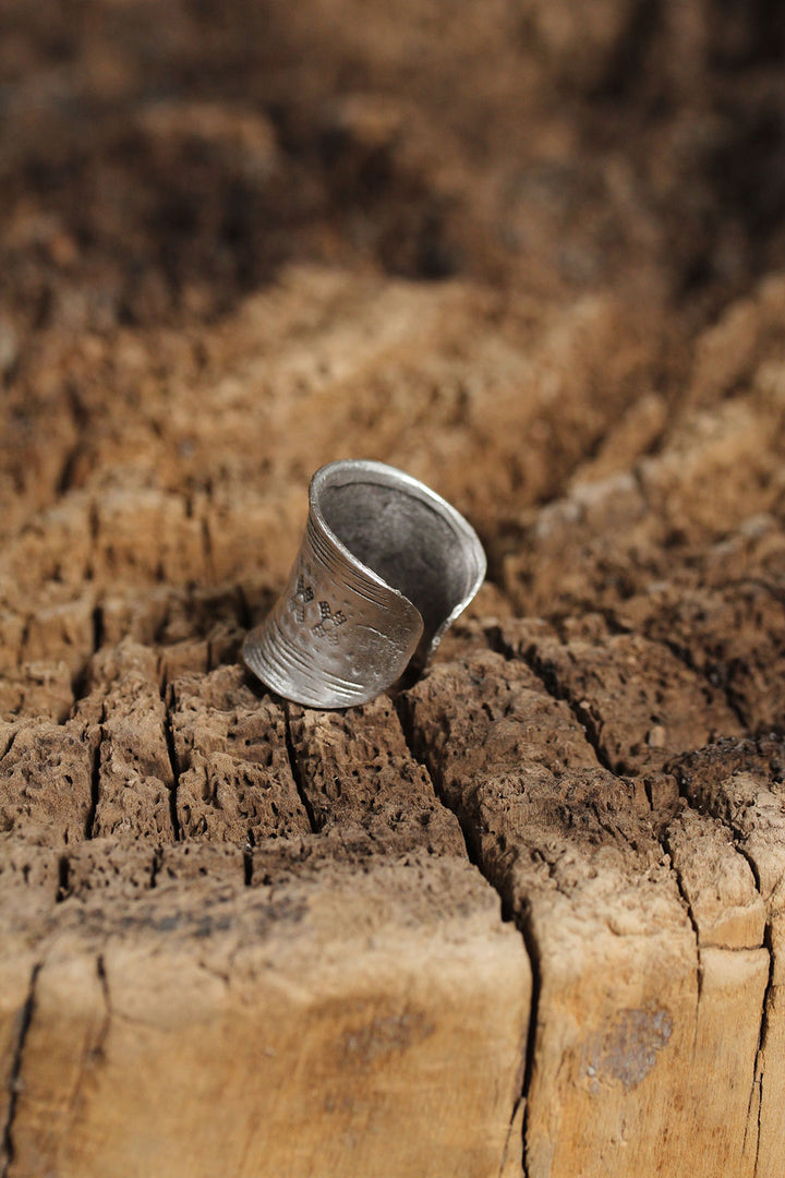 EBJ Adjustable Women's Ring with Authentic Flower Motif - Coyuca de Catalán