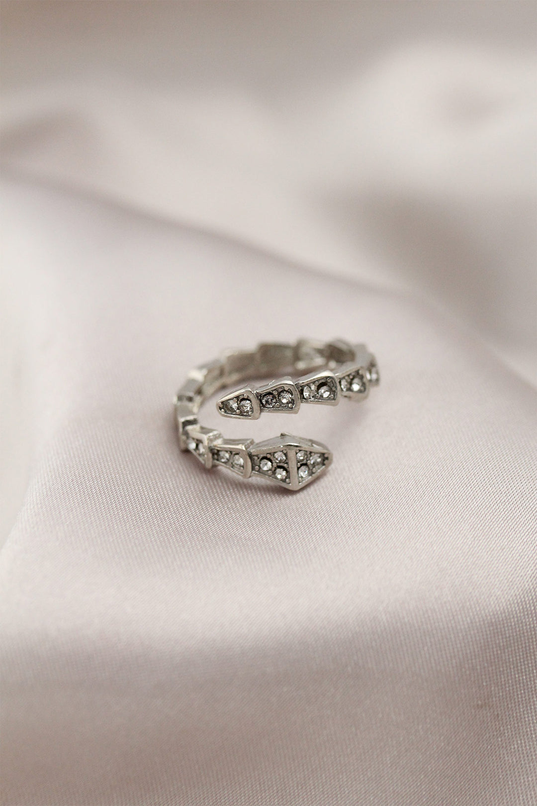 EBJ Silver Color Metal Snake Design Stone Women's Ring - Granadilla de Abona