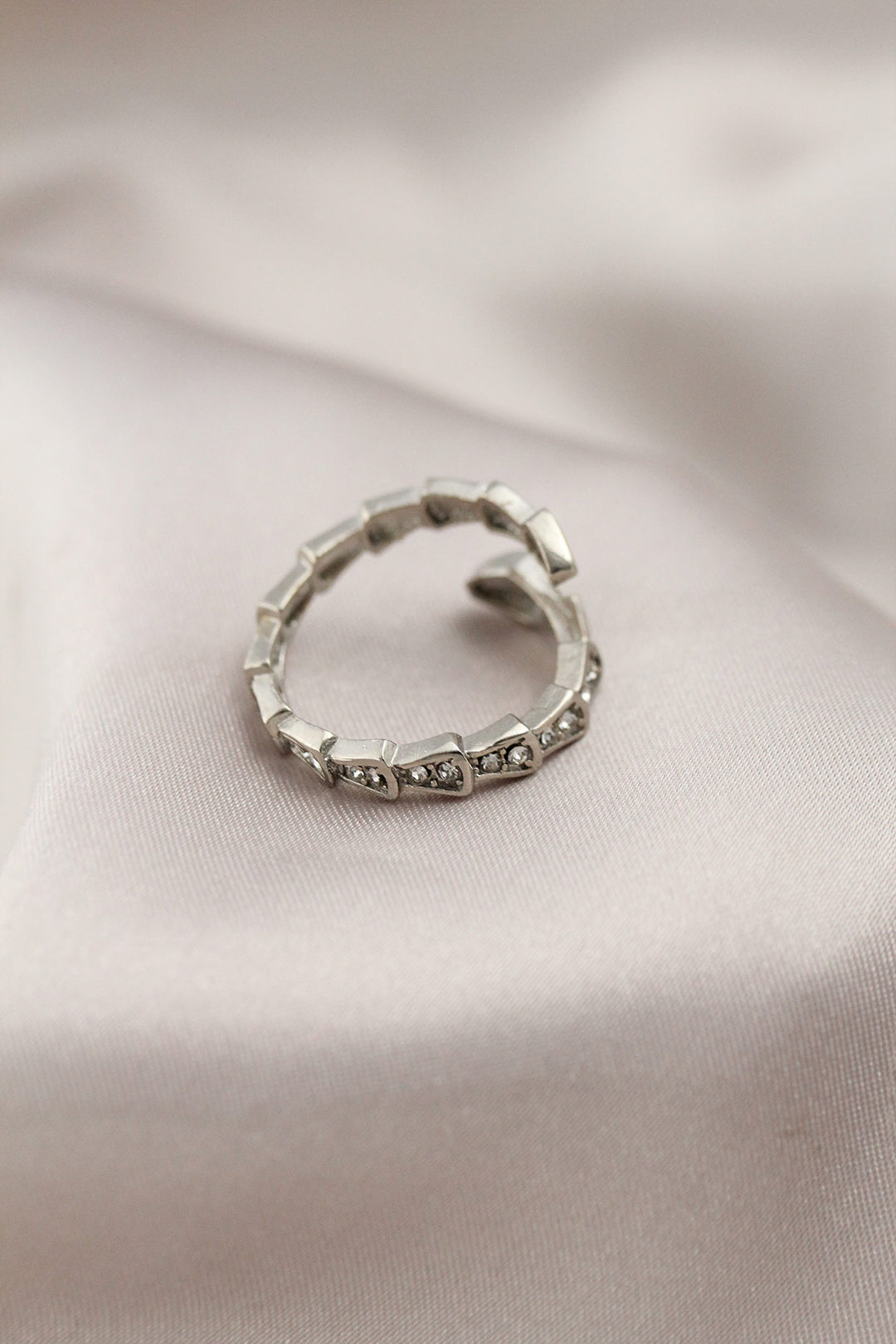 EBJ Silver Color Metal Snake Design Stone Women's Ring - Granadilla de Abona