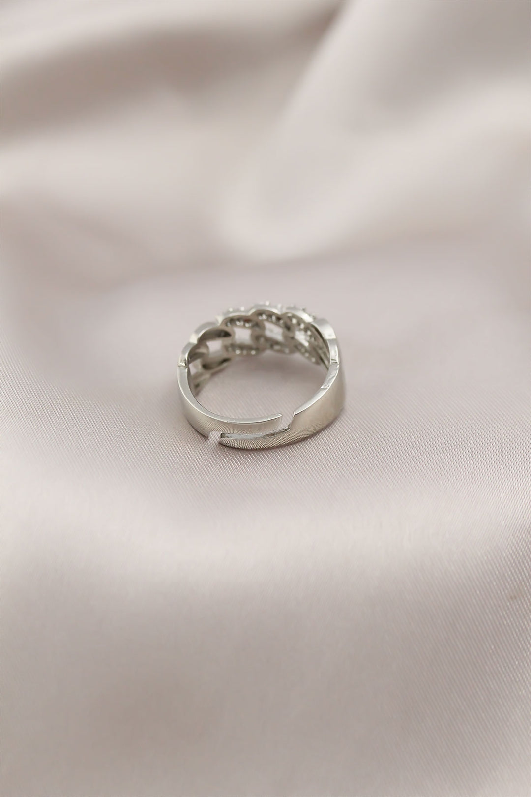 EBJ Silver Color Metal Chain Model Stone Women's Ring - Wellingborough