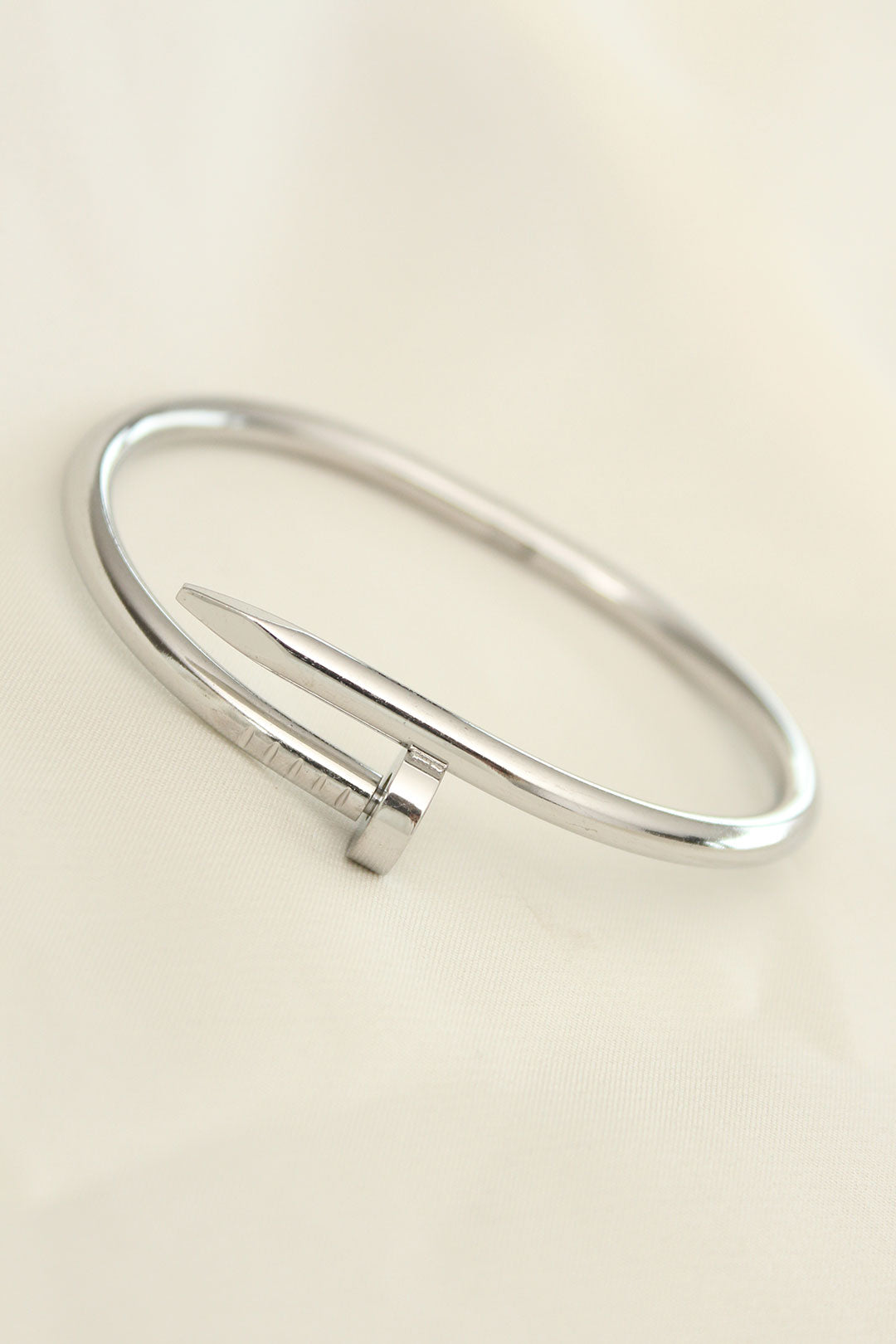 EBJ 316L Stainless Steel Silver Color Nail Model Bracelet - Cerignola