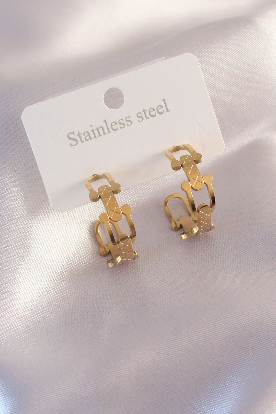 EBJ Steel Gold Color Tiffany Chain Model Women's Earring - Winterthur