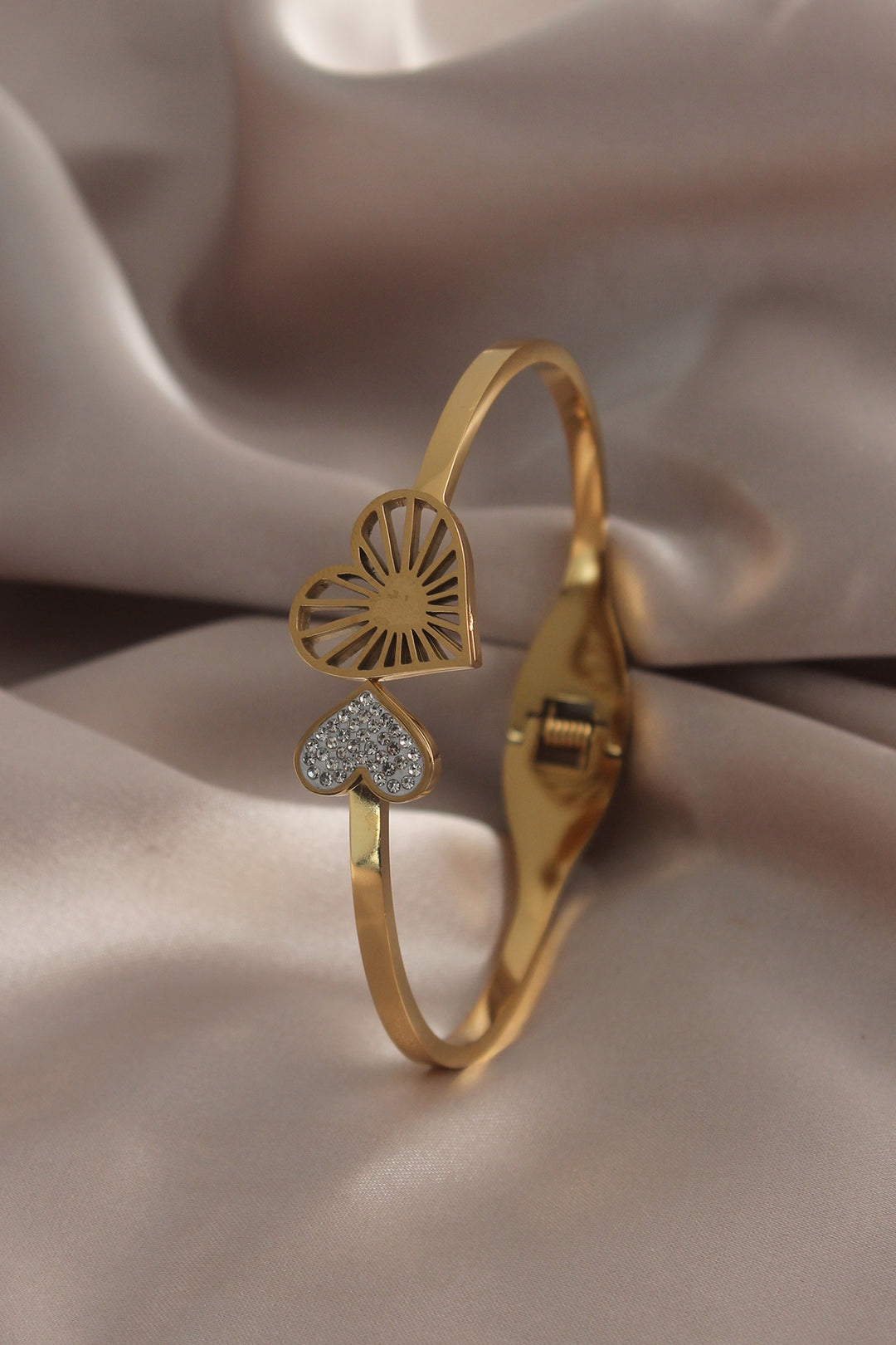 EBJ 316L Steel Gold Color Heart Model Cuff Bracelet with Zircon Stone for Women - Castres