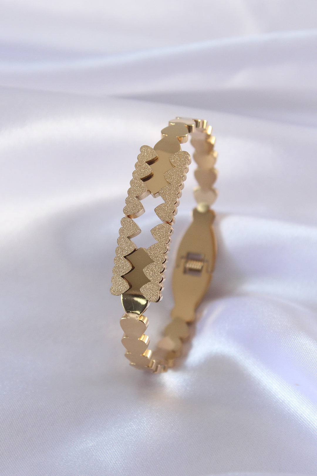EBJ 316L Steel Gold Color Glitter Heart Model Women's Bracelet - Ellesmere Port