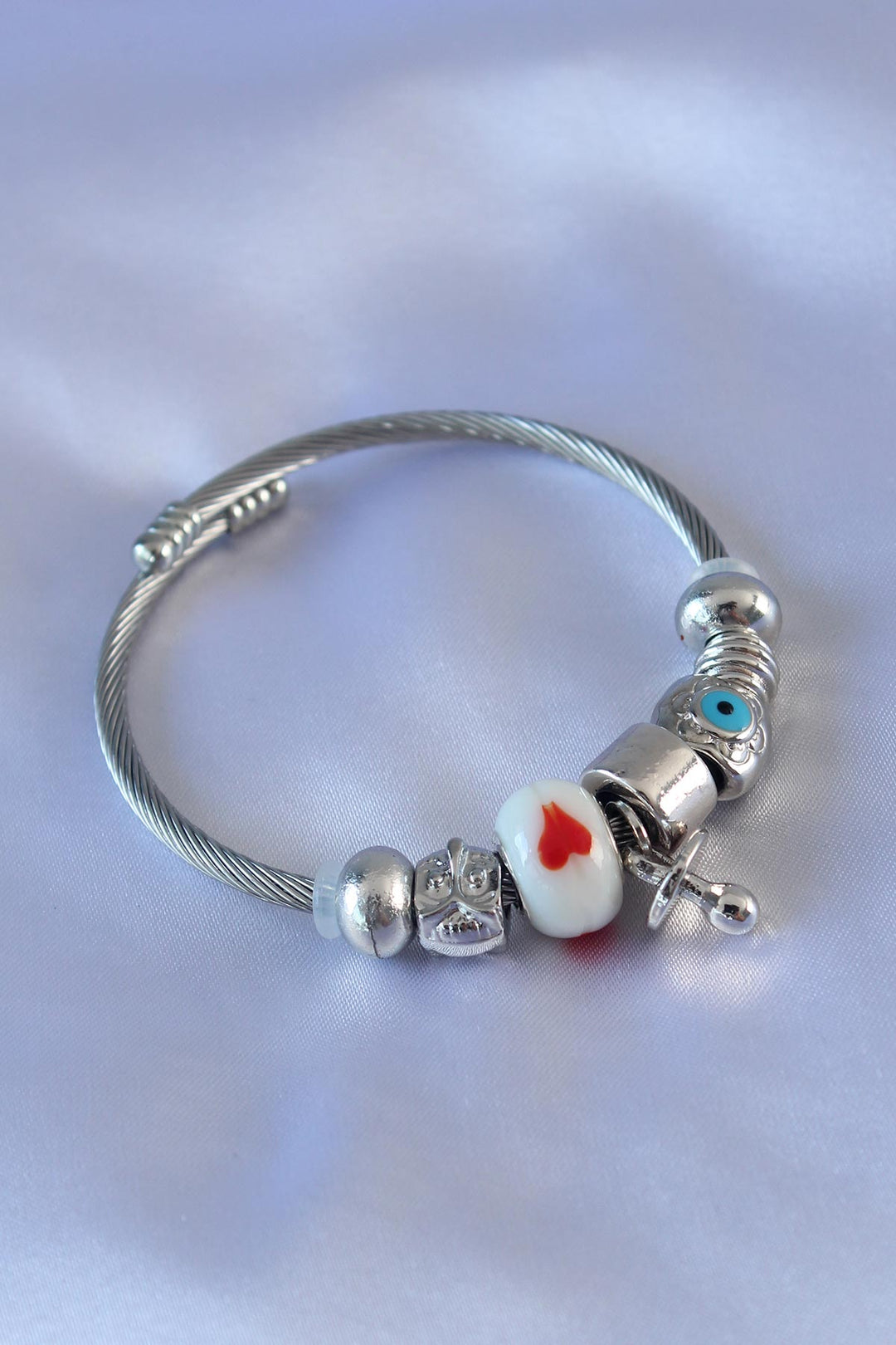 EBJ Heart and Evil Eye Detailed Charm Women's Bracelet - Braine-l’Alleud
