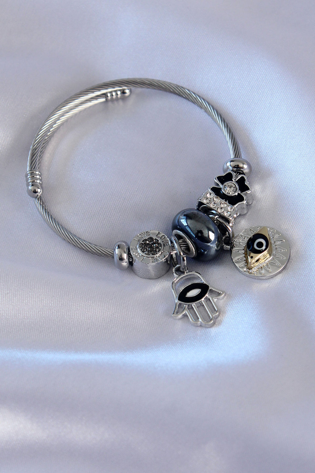 EBJ Black Fatma Mother Hand Figure Flower Detail Zircon Stone Charm Model Women's Bracelet - Waalwijk