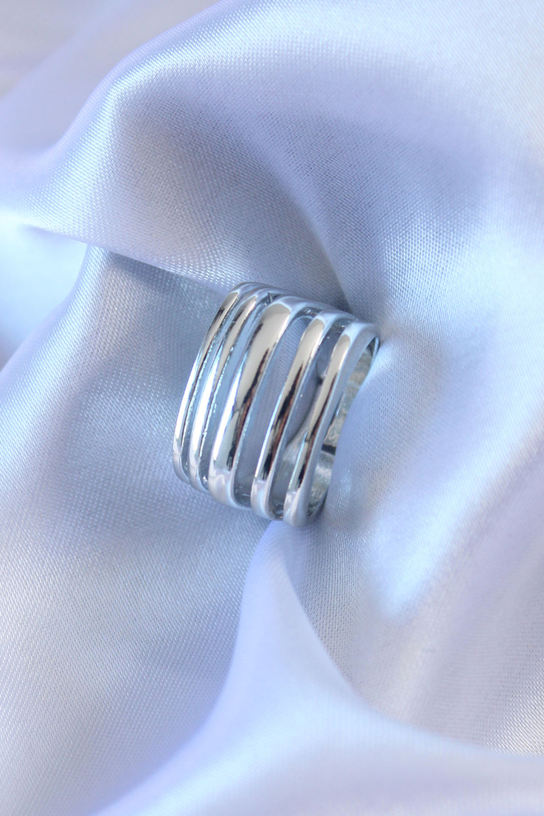 EBJ Silver Color Ribbed Pattern Women's Ring - Morley
