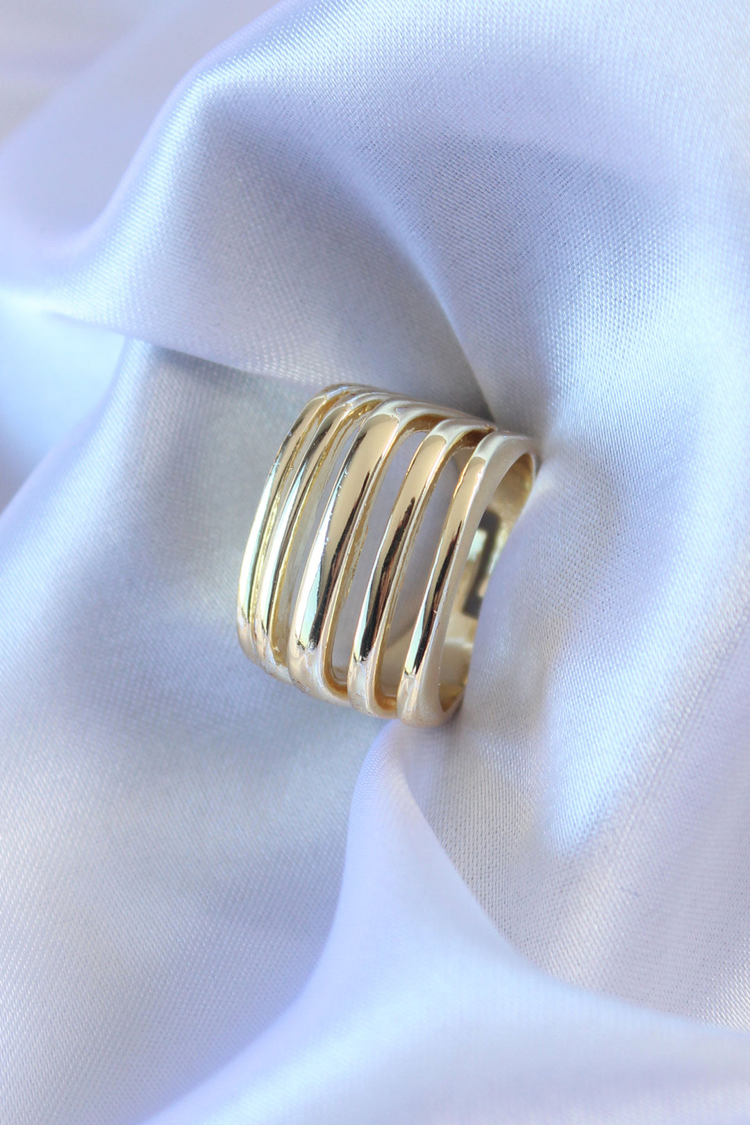 EBJ Gold Color Ribbed Model Women's Ring - Ravenna