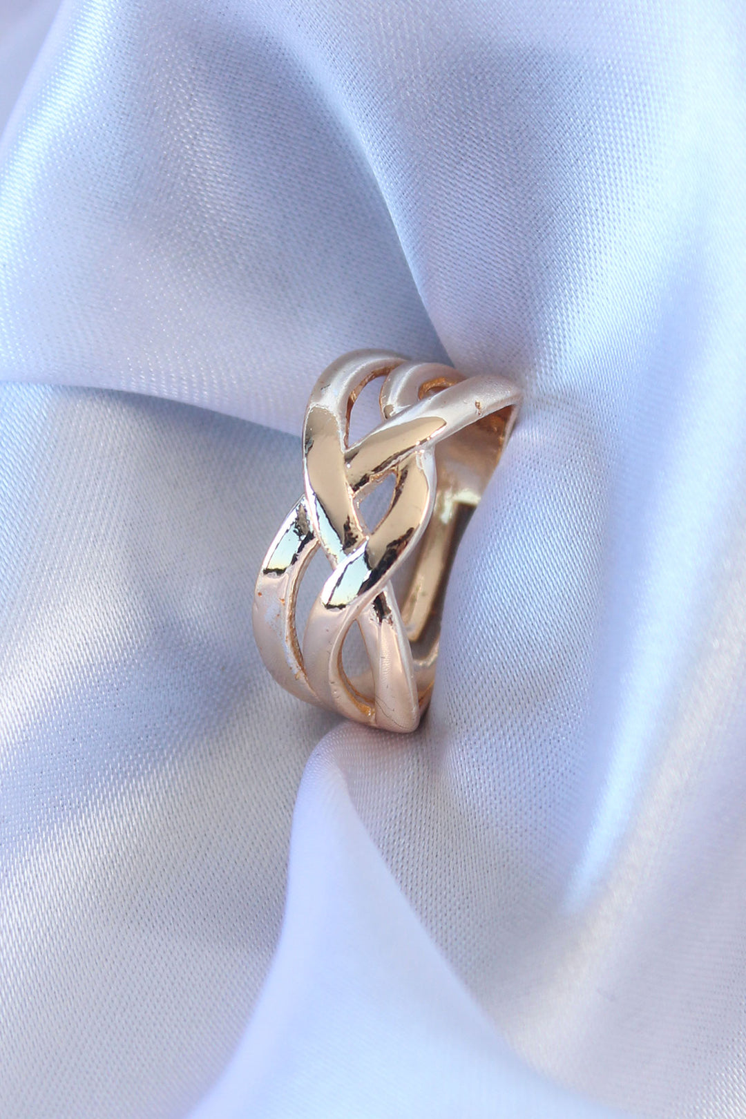 EBJ Gold Color Ivy Pattern Women's Ring - Middletown