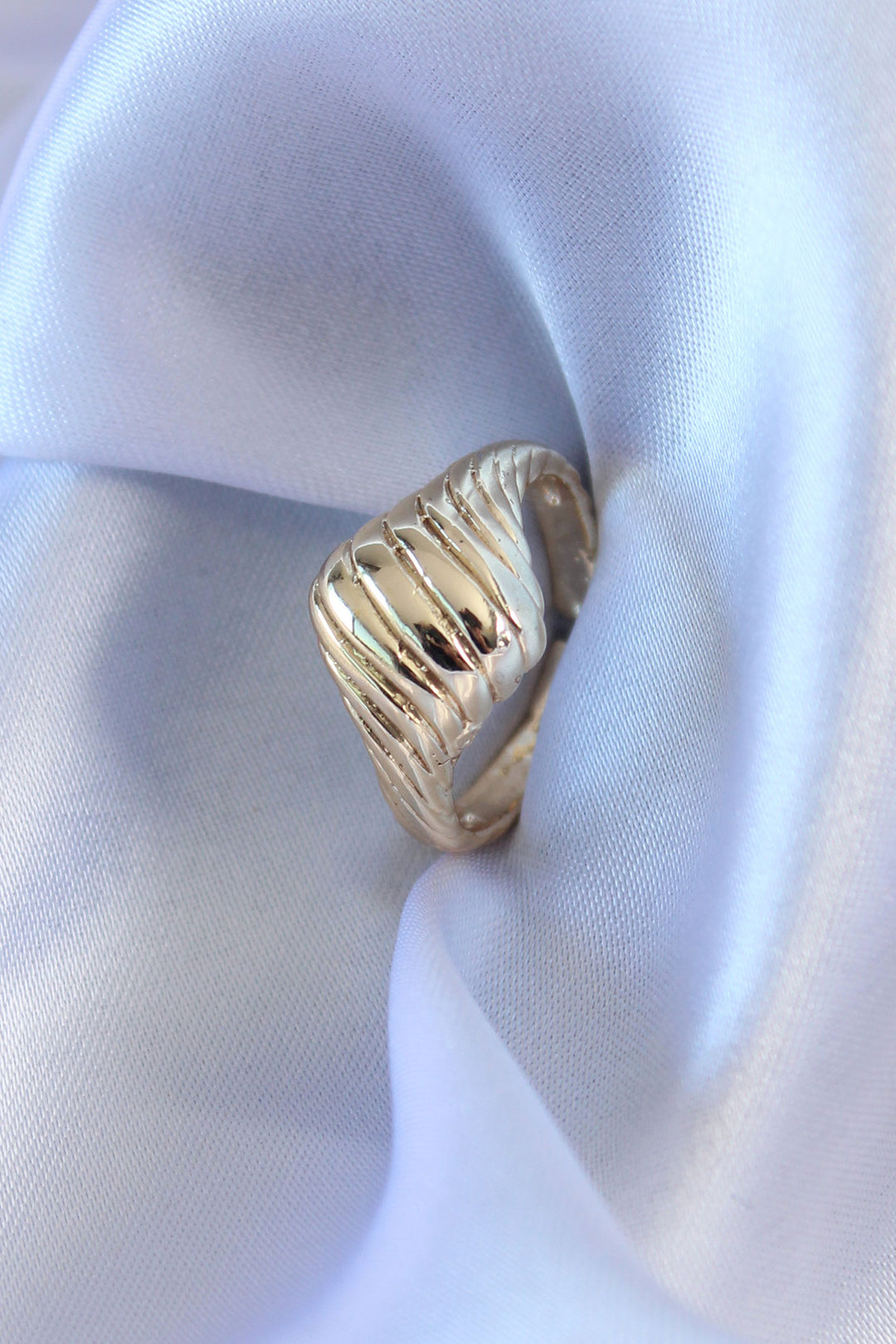 EBJ Gold Color Women's Ring - Pryluky