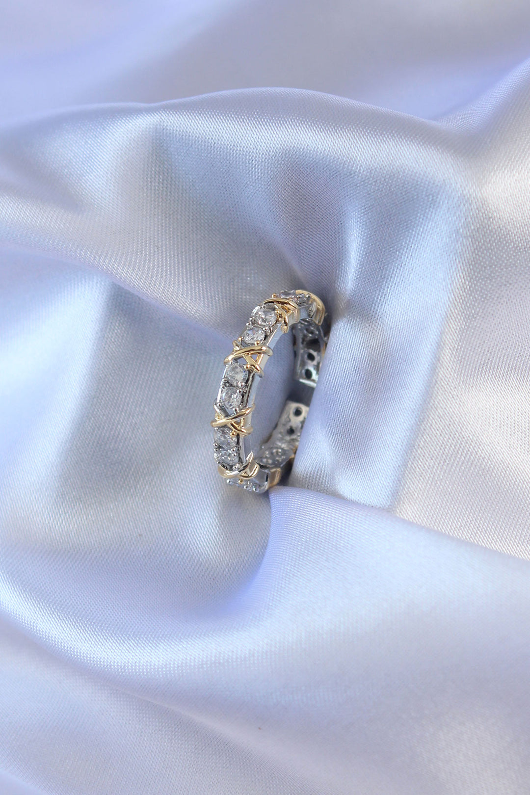 EBJ Silver Color Zircon Stone Gold Color Detail Xoxo Women's Ring - Ferizaj