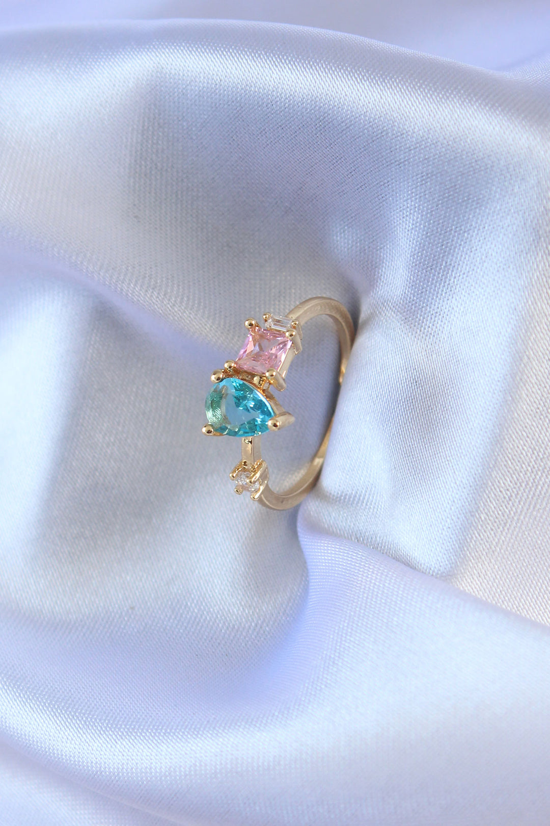 EBJ Gold Colorful Zircon Stone Brass Women's Ring - Ampelókipoi