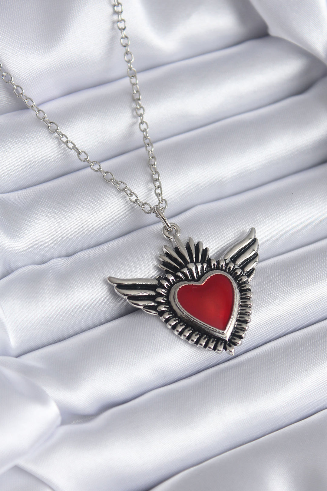 EBJ Silver Color Winged Red Heart Model Women's Necklace - Hamburg