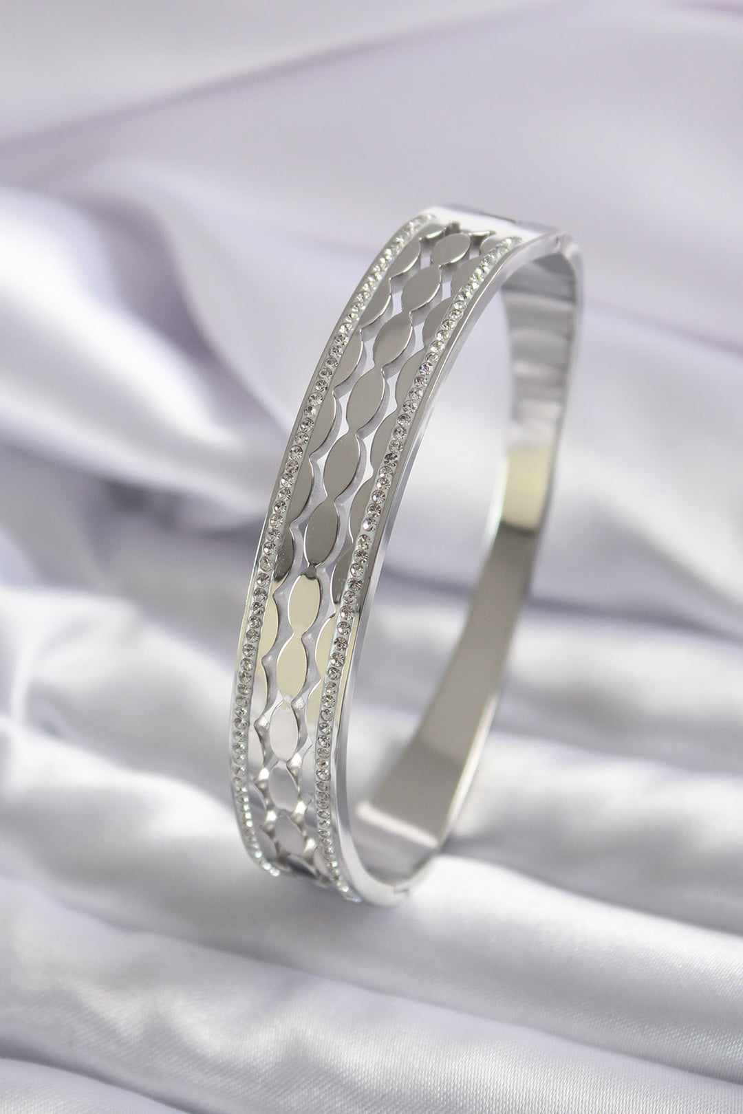 EBJ 316L Stainless Steel Silver Color Barley Embroidery Zircon Stone Detail Women's Bracelet - Dublin