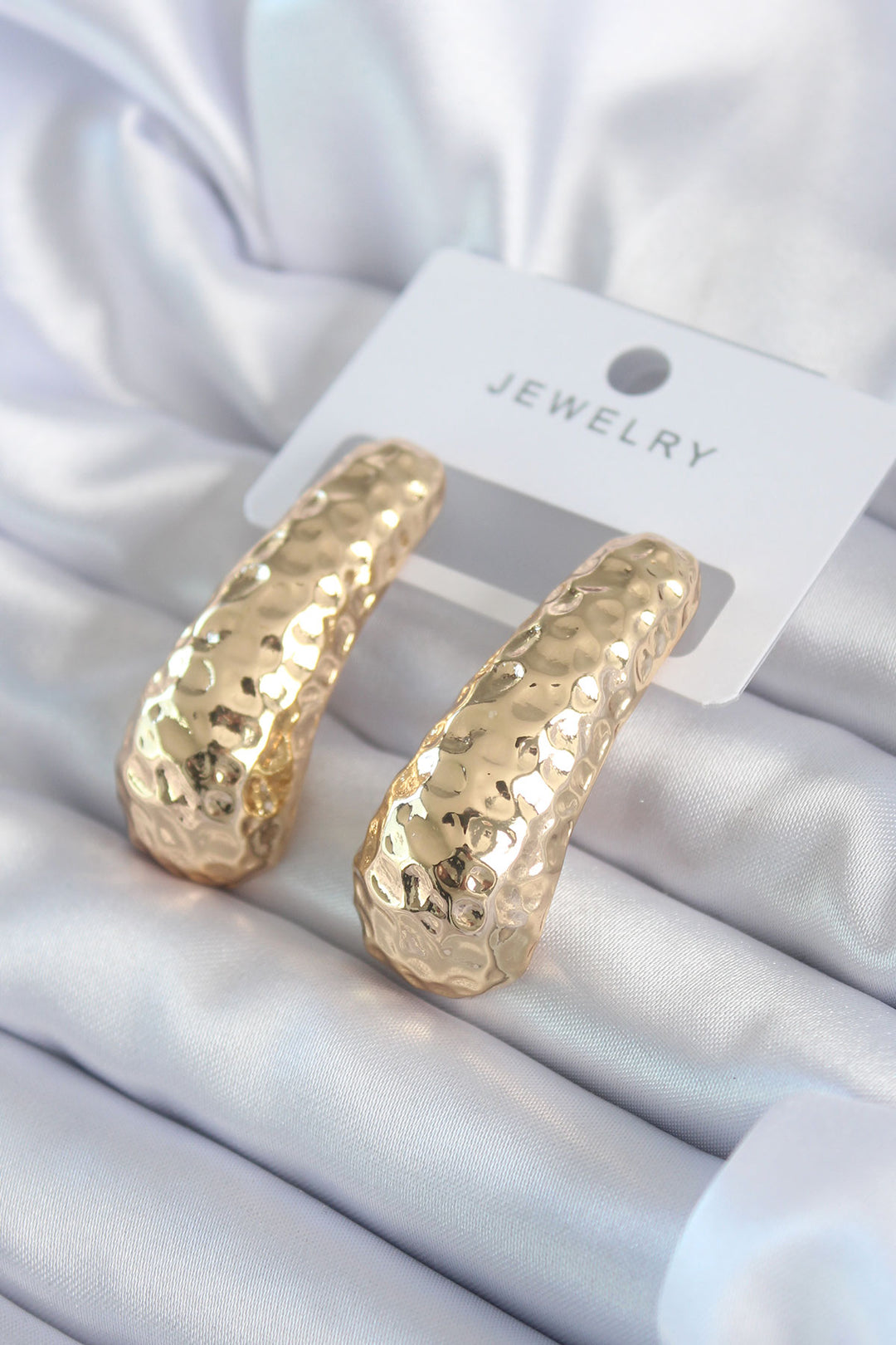 EBJ Gold Color Processing Detail Brass Women's Earrings - Auxerre