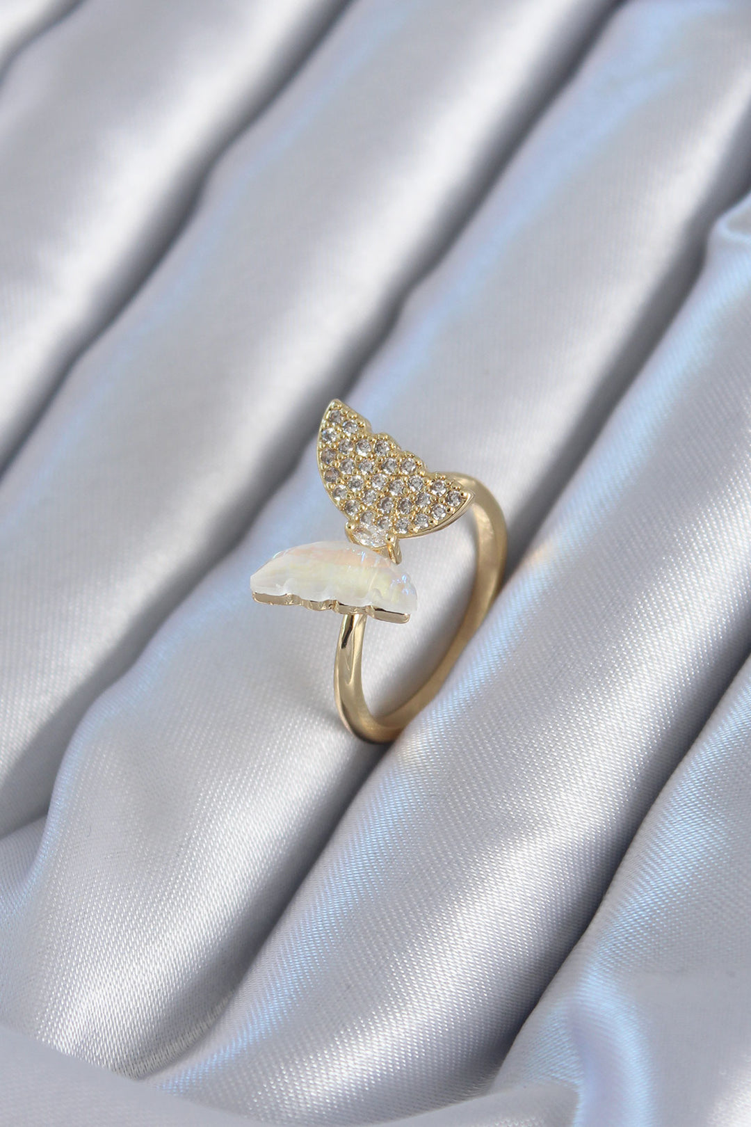 EBJ Gold Color Zircon Stone Detail Brass Women's Ring - Fribourg