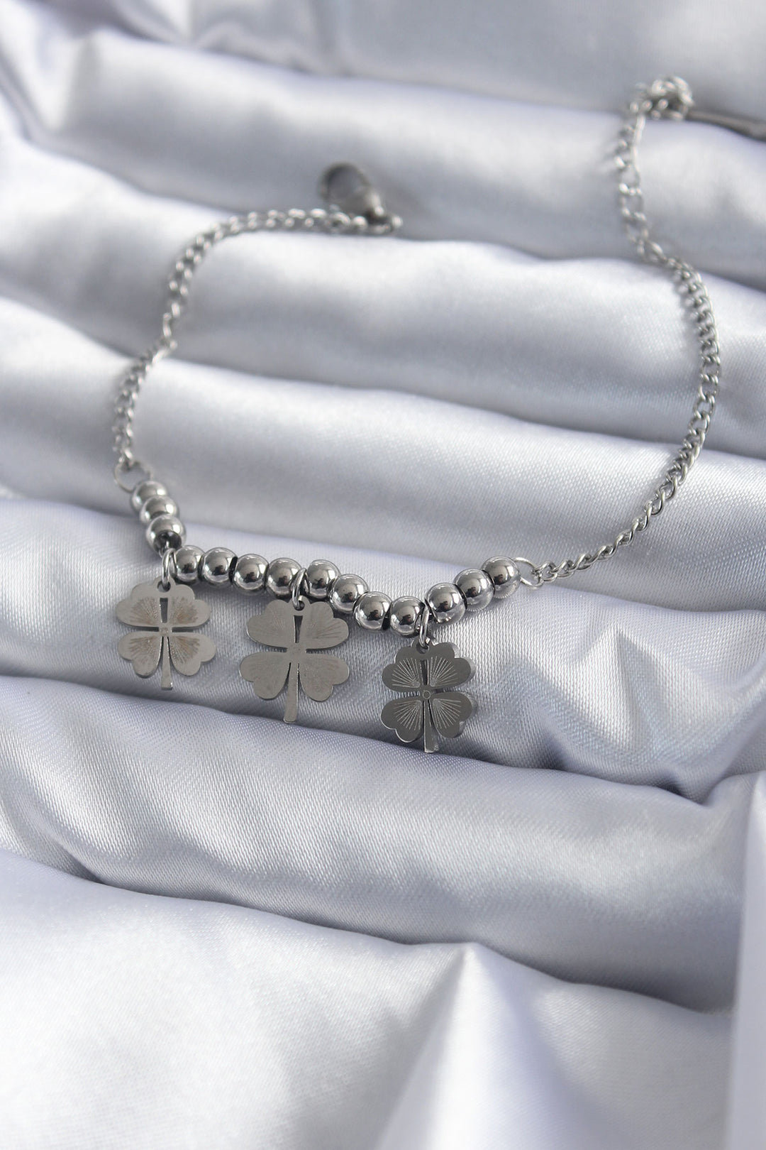 EBJ 316L Stainless Steel Silver Color 3-Leaf Clover Model Women's Bracelet - Santa Clarita