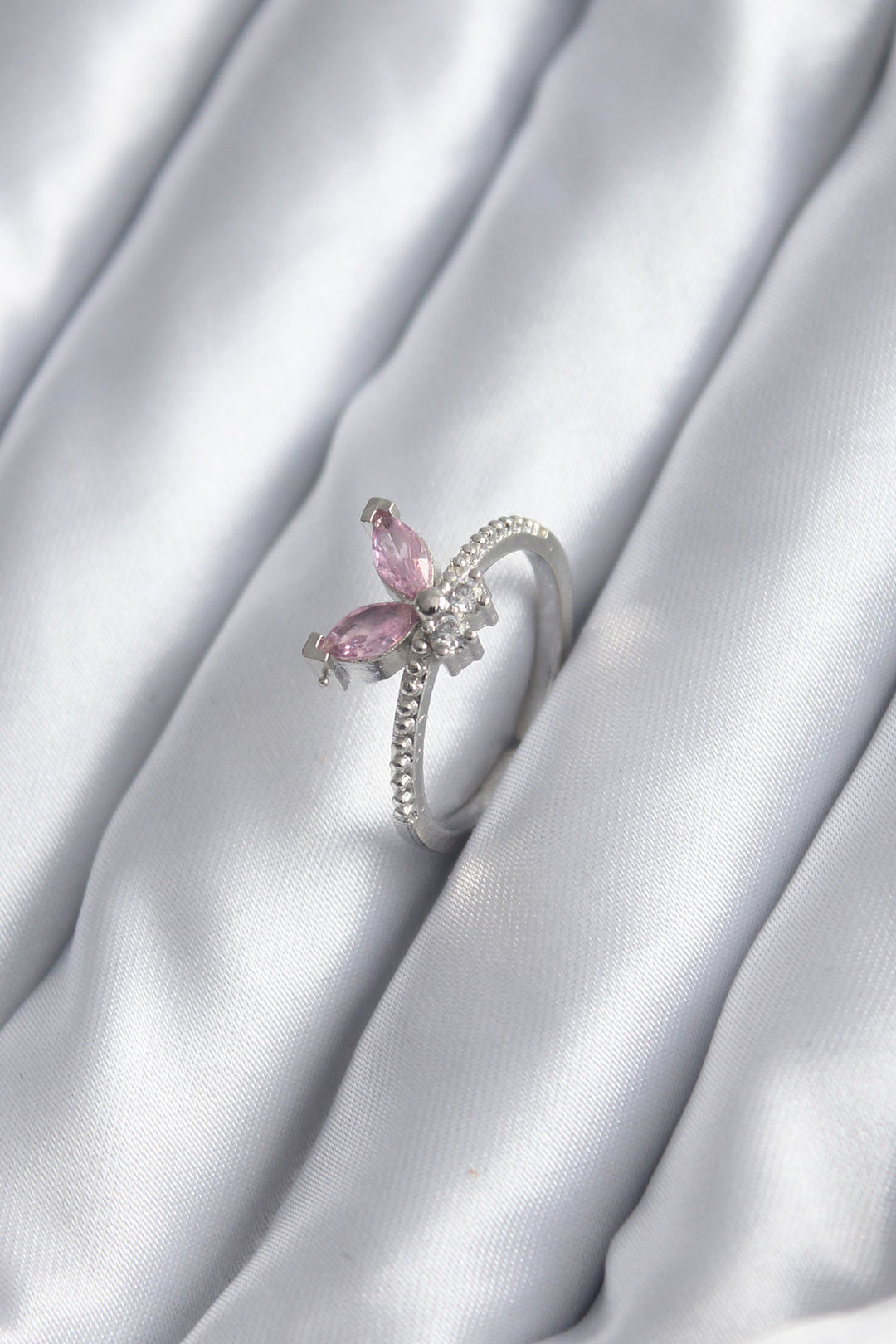 EBJ Silver Color Pink Zircon Stone Butterfly Model Women's Ring - Aix-en-Provence