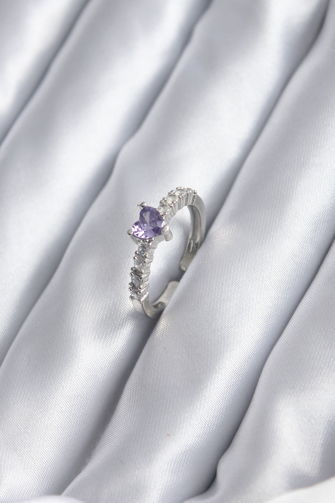 EBJ Silver Color Zircon Stone Purple Crystal Heart Model Women's Ring - Coachella