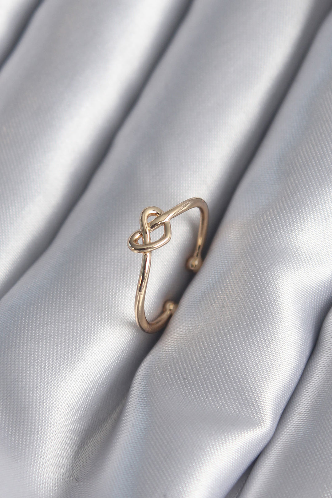 EBJ Gold Color Knot Heart Model Women's Ring - Cumberland