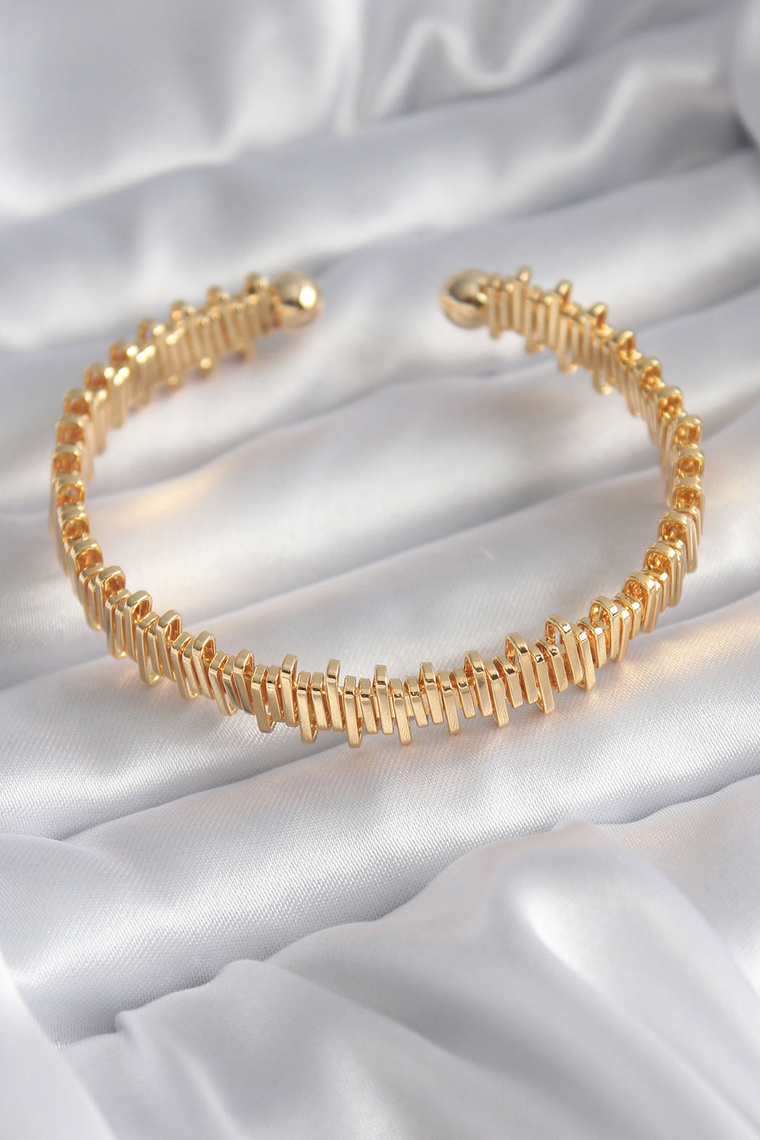 EBJ 316L Steel Gold Color Dorika Model Women's Bracelet - Vincennes
