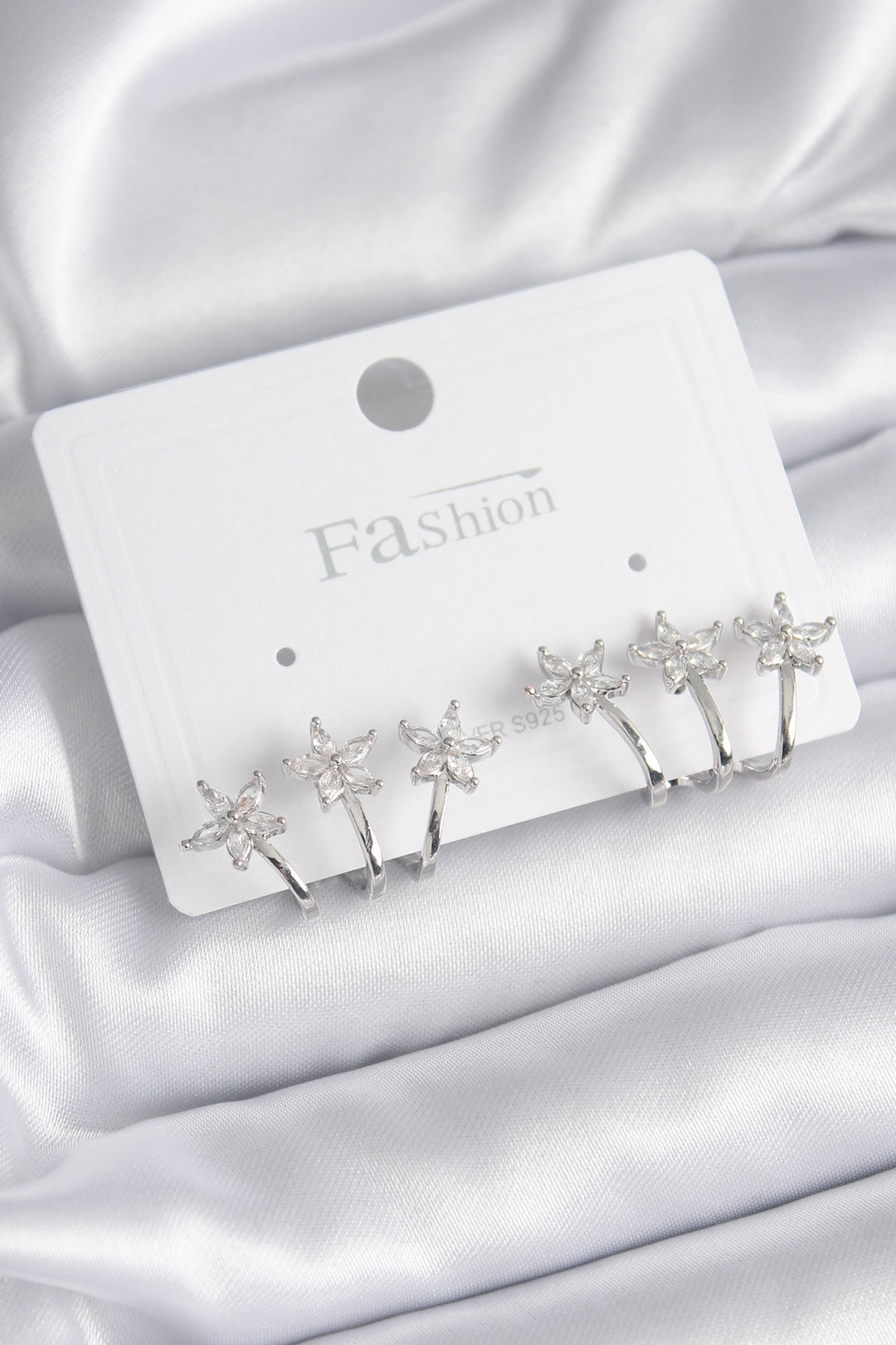 EBJ Rice Rice Silver Color Zircon Stone Flower Model Women's Earring - Langenfeld