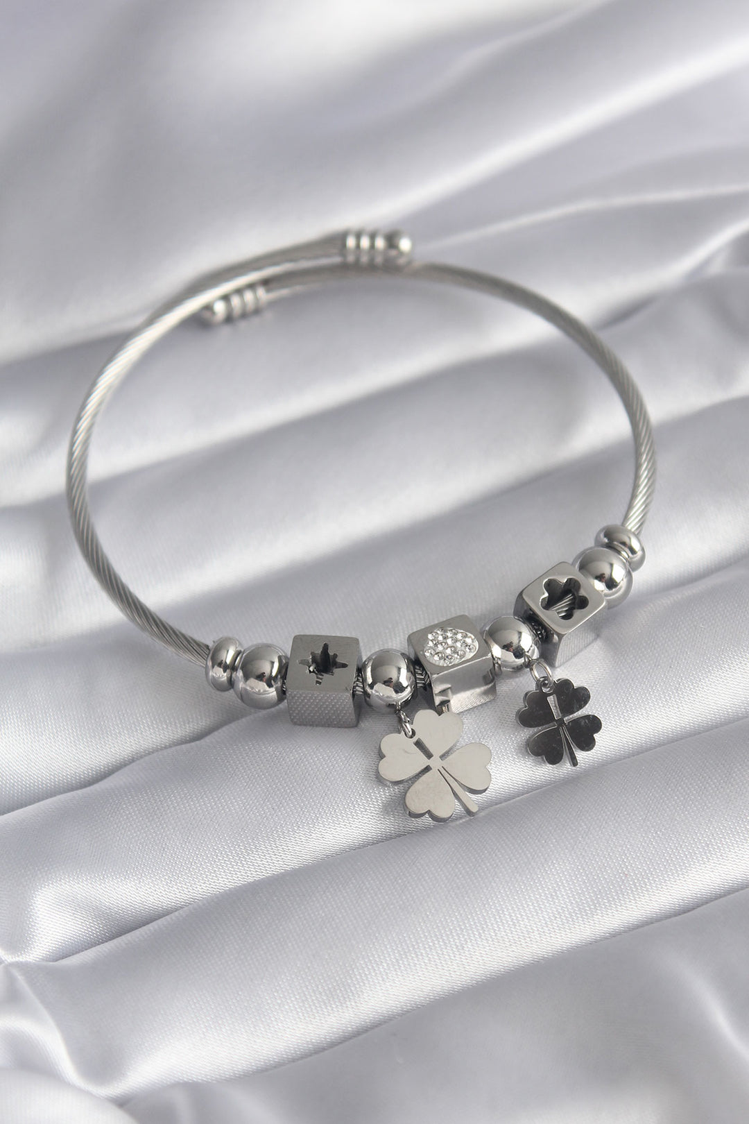 EBJ 316L Stainless Steel Silver Color Zircon Stone Detail Clover Figure Charm Model Women's Bracelet - Chester