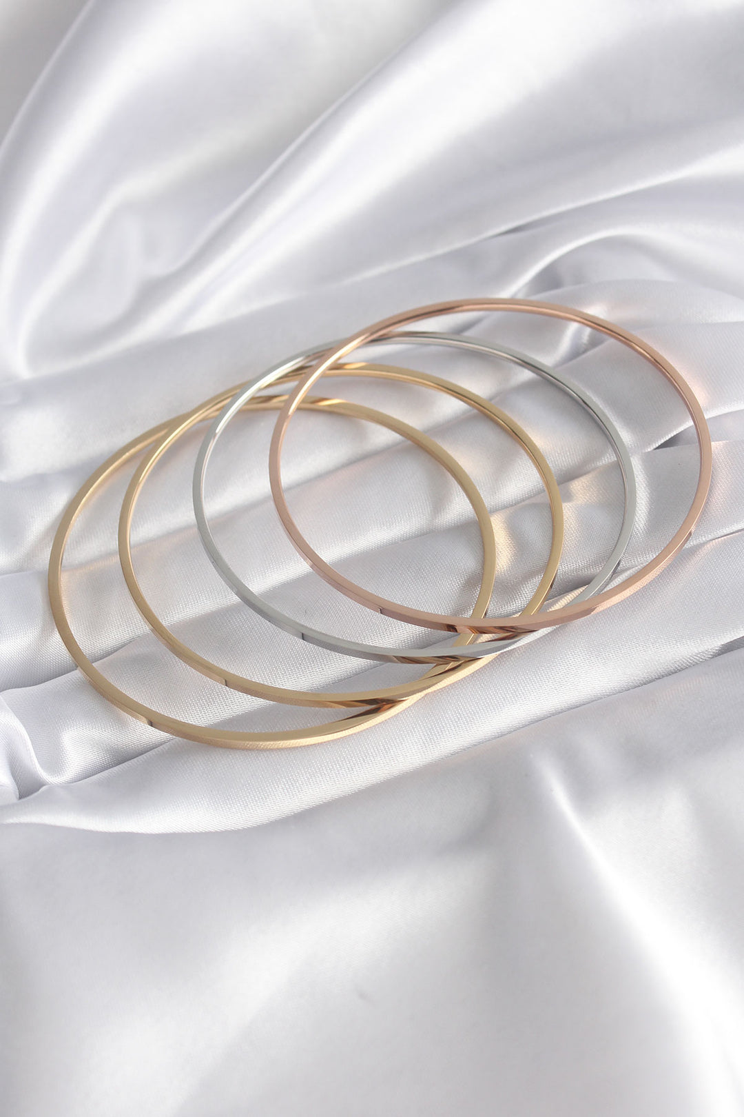 EBJ 316L Steel Mix Color Ajda Model 4-piece 65mm Diameter Women's Bracelet - Lingen