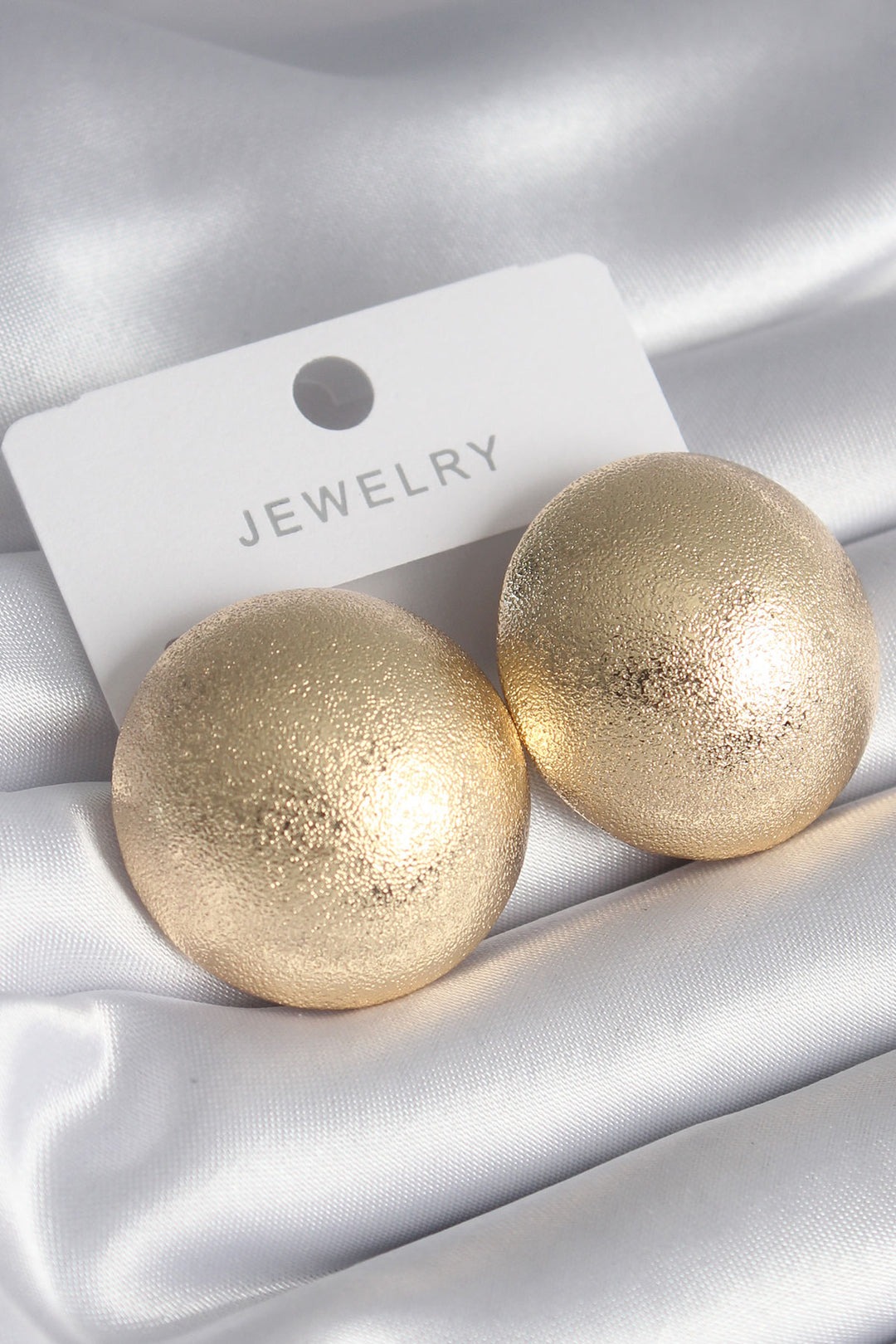 EBJ Rice Gold Color Processing Detail Round Model Women's Earring - Gronau