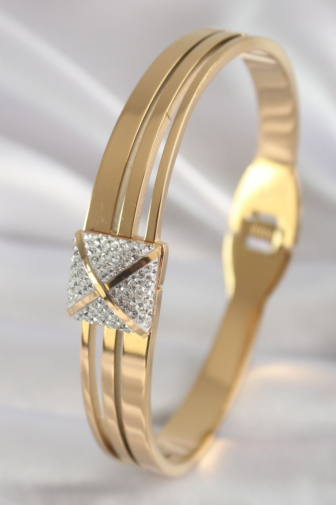 EBJ 316L Stainless Steel Gold Color Zircon Stone Women's Cuff Bracelet - Jacksonville