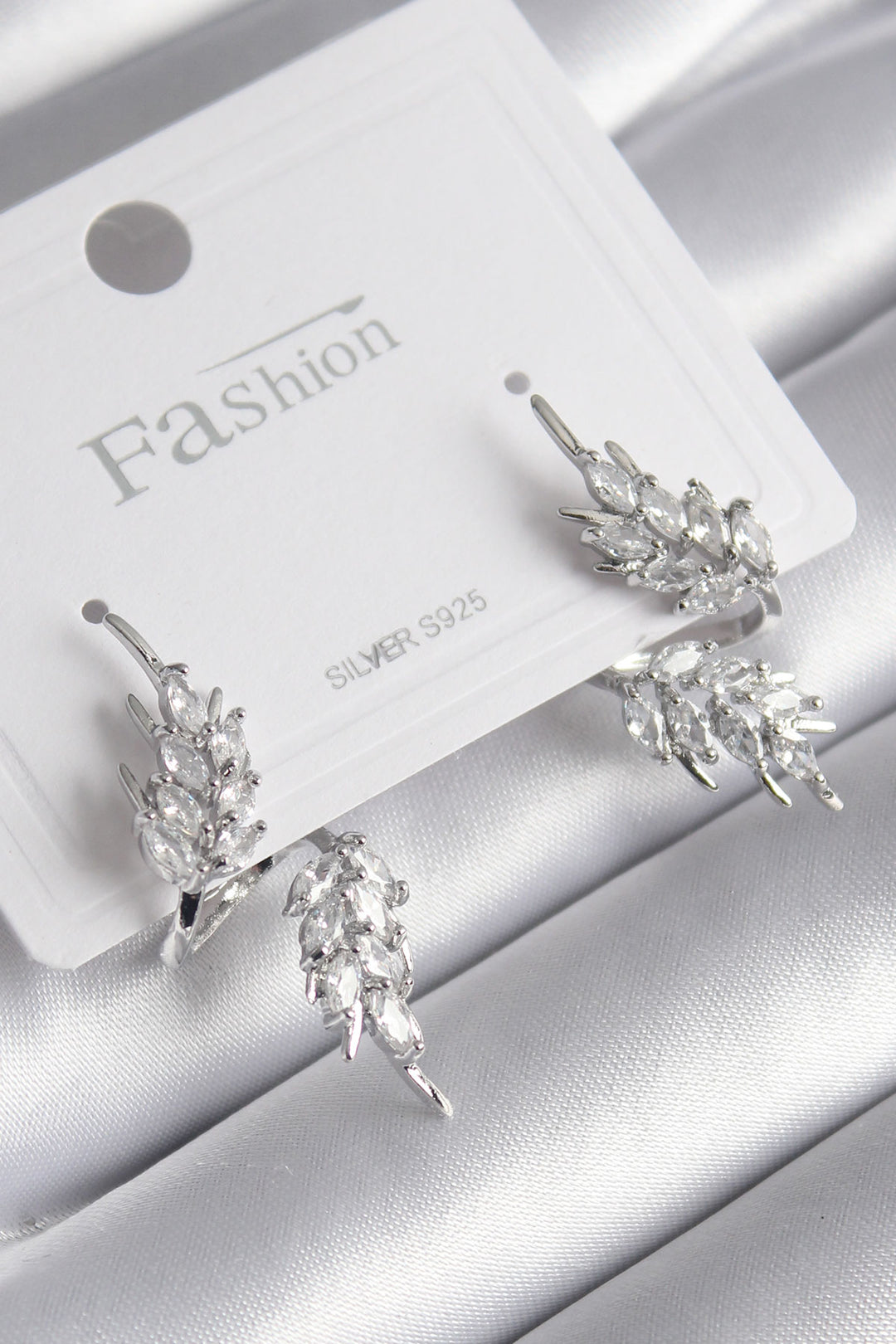 EBJ Rice Silver Color Zircon Stone Leaf Model Women's Earring - Zoetermeer