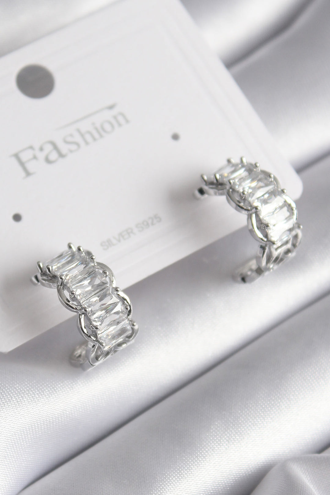 EBJ Rice Silver Color Zircon Stone Women's Earring - Oakville